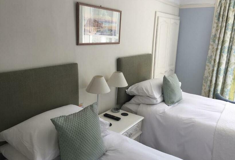 Номер Стандарт Вид на Море, Lawrenny Lodge