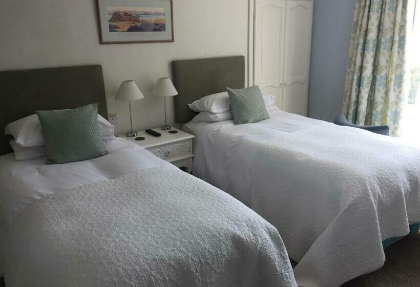 Номер Стандарт Вид на Море, Lawrenny Lodge