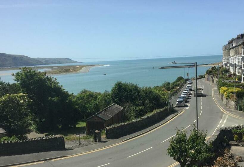 Номер Стандарт Вид на Море, Lawrenny Lodge