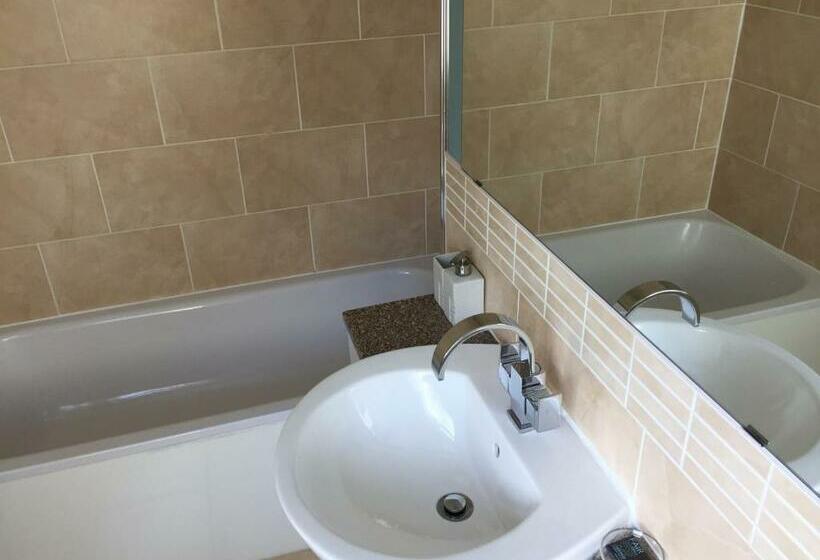 Номер Стандарт Вид на Море, Lawrenny Lodge