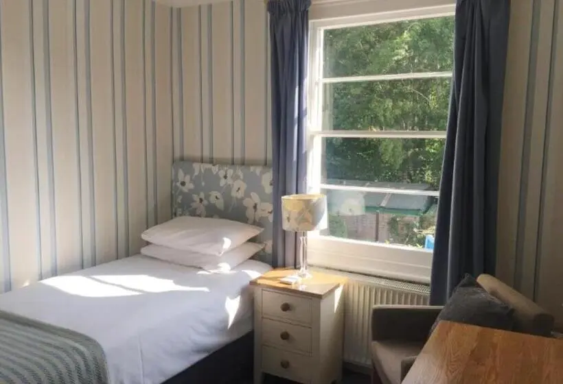 Standard Yhden Hengen Huone, The Abbey Town House   Cheltenham