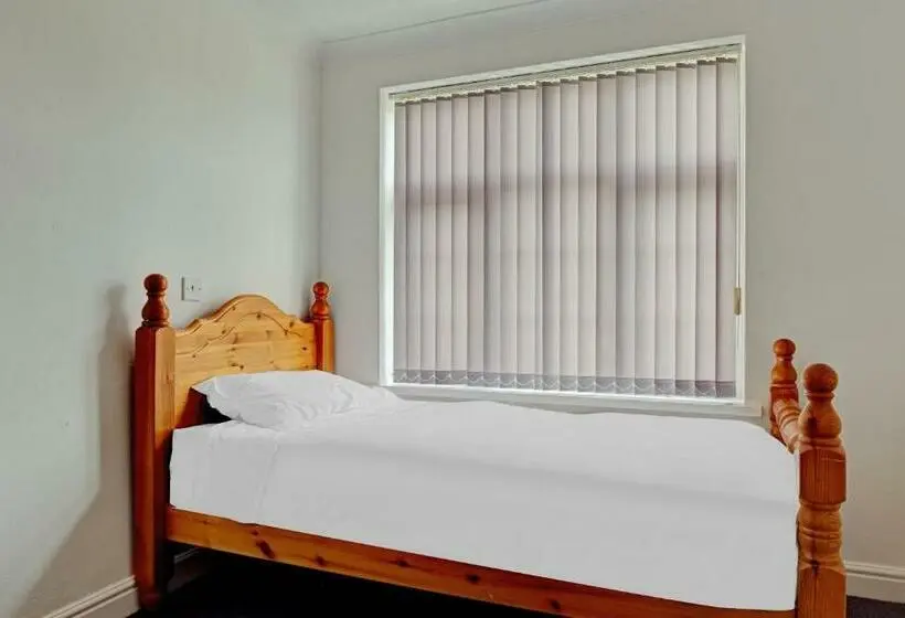 スタンダードシングルルーム, The Gables Hotel, Birmingham Airport
