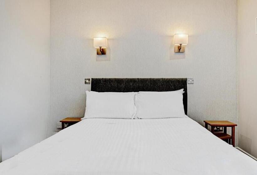 Номер Стандарт, The Gables Hotel, Birmingham Airport