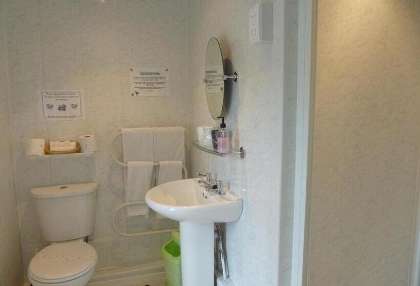 غرفة قياسية, The Cumberland