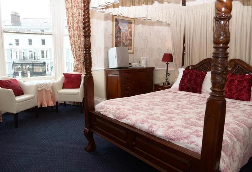 غرفة قياسية سرير كينج, The Cumberland