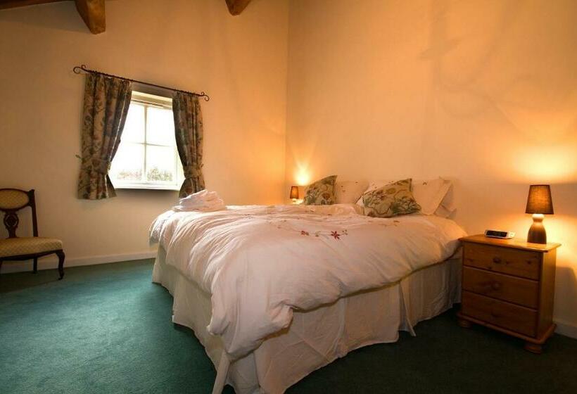 غرفة قياسية, The Farm Burscough