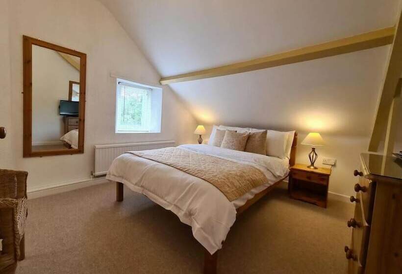 غرفة قياسية, Watermead House