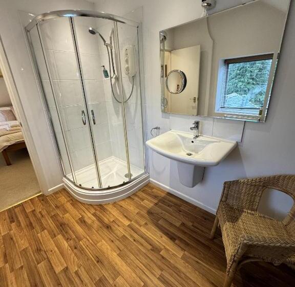 Номер Superior, Watermead House