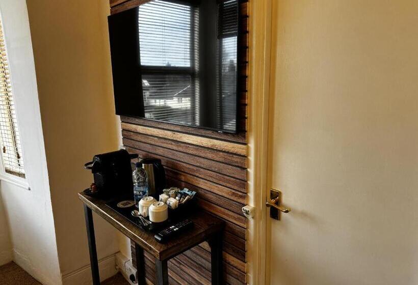 غرفة قياسية, Watermead House