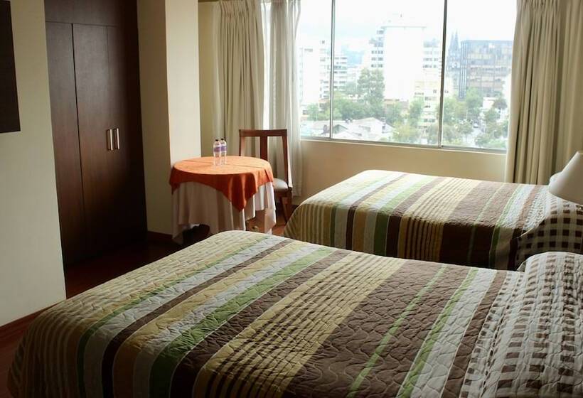 スタンダードルーム, 6 De Diciembre