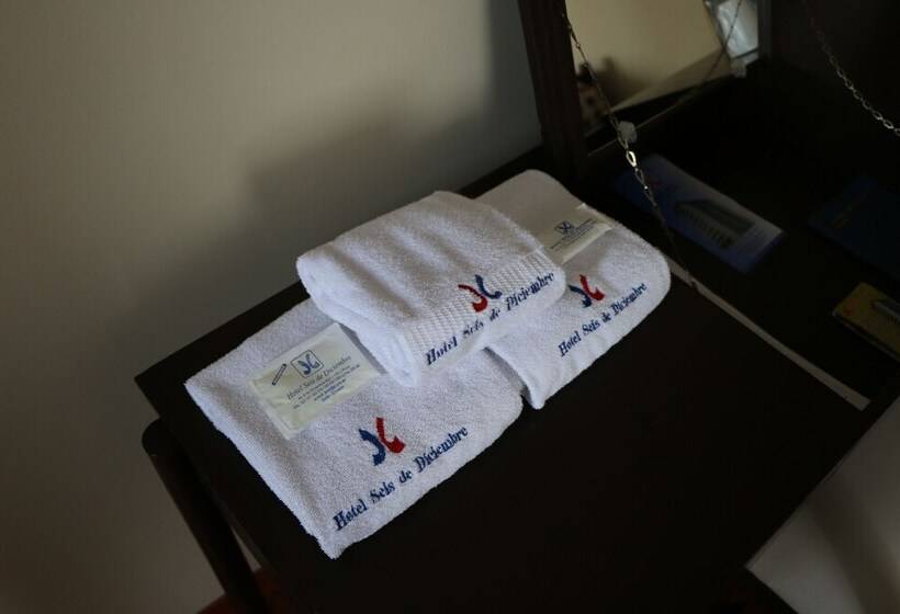 スタンダードルーム, 6 De Diciembre