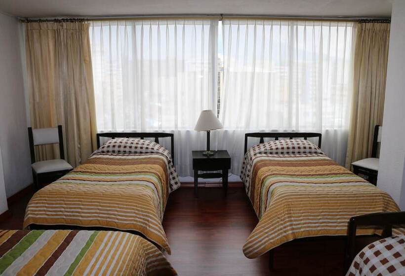 トリプルクラシックルーム, 6 De Diciembre