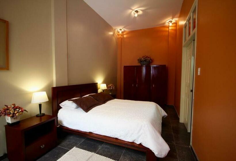 デラックススイート, Casa 1881