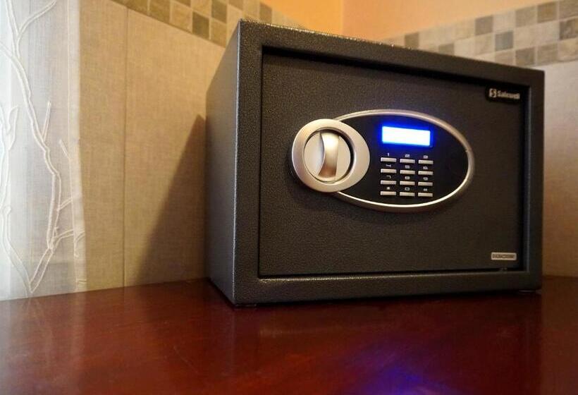 デラックスルーム, Casa 1881