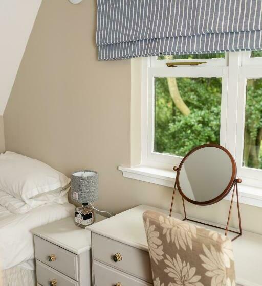 带3个卧室的公寓, Forbes Of Kingennie