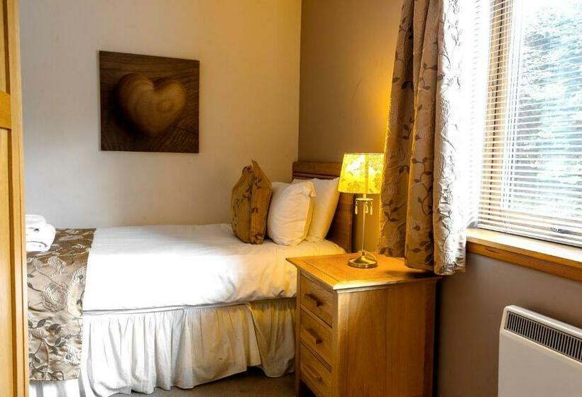 2间卧室的房子, Forbes Of Kingennie