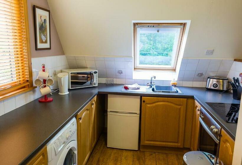 2间卧室的房子, Forbes Of Kingennie