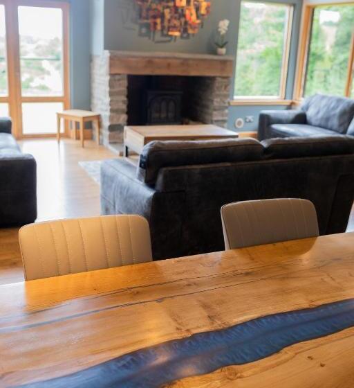 带5个卧室的公寓, Forbes Of Kingennie