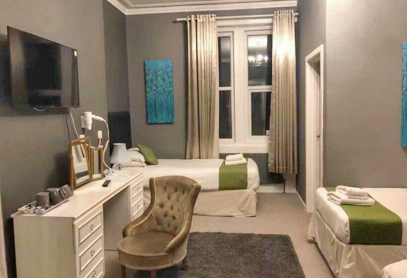 חדר משפחתי, Kensington