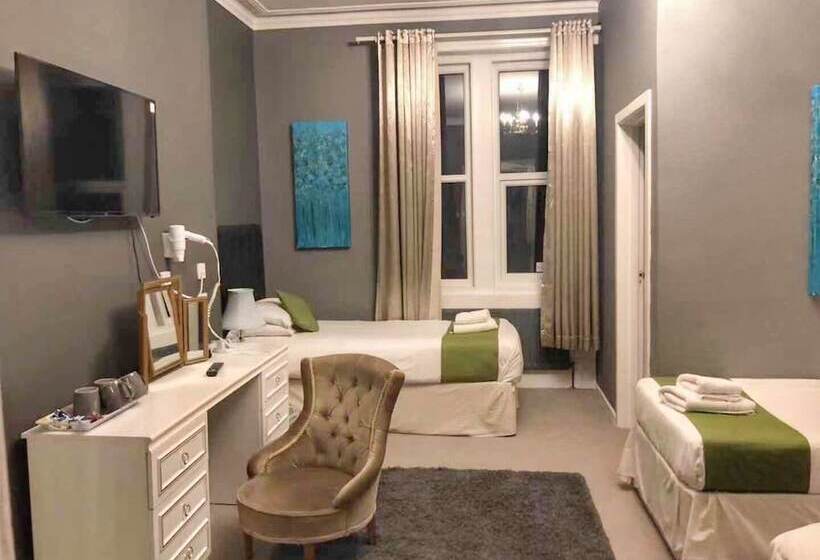 חדר משפחתי, Kensington