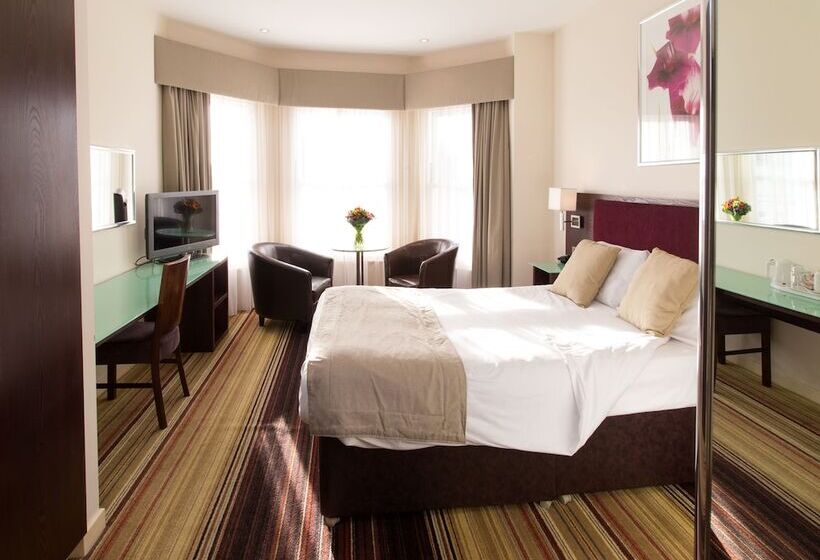 غرفة ديلوكس, Prom