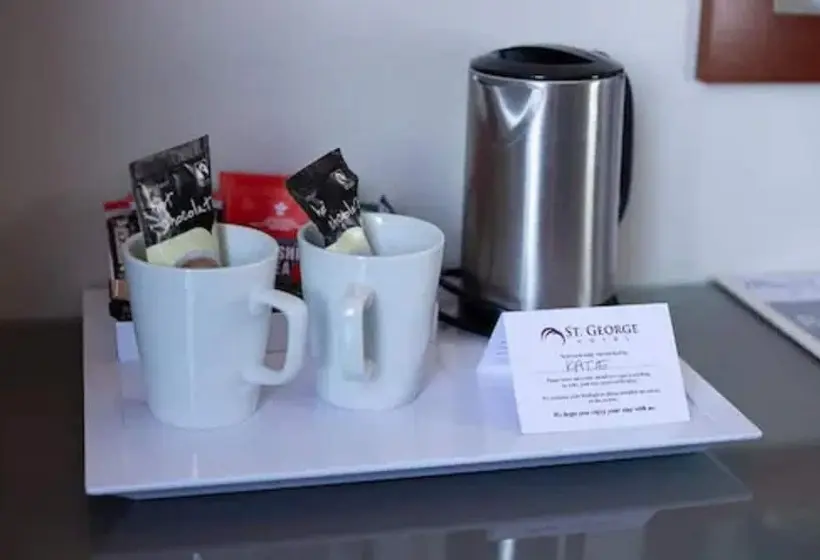 リバービューのスタンダードシングルルーム, St George Hotel Rochester Chatham