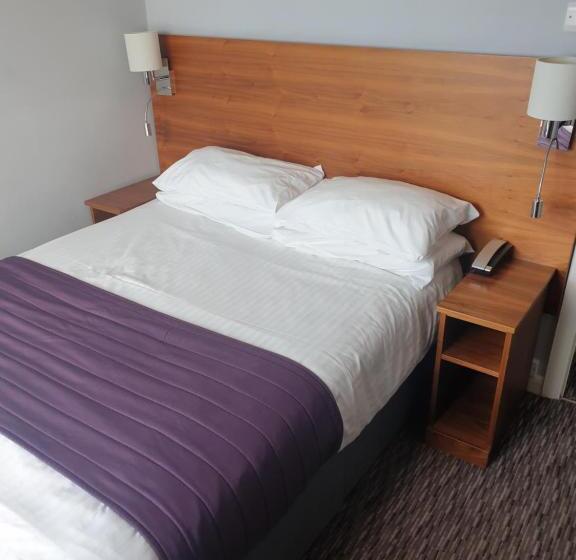 חדר סטנדרטי יחיד עם נוף לנהר, St George Hotel Rochester Chatham