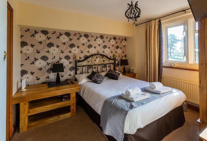 スタンダードルーム, The Beacon & Railway