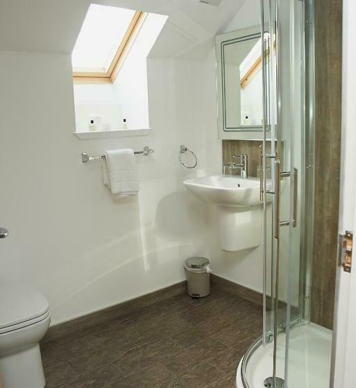 חדר סטנדרט, The Davron