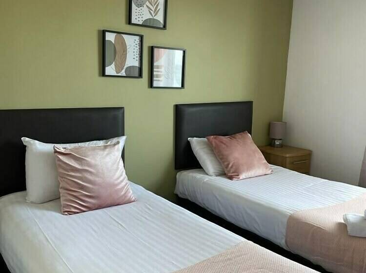 חדר סטנדרט, The Davron