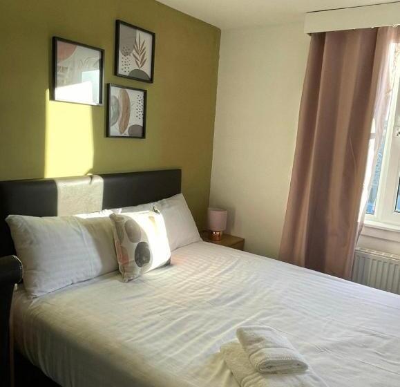 חדר סטנדרט יחיד, The Davron