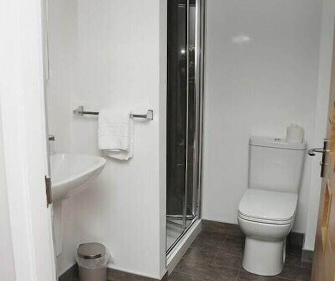 חדר סטנדרט, The Davron