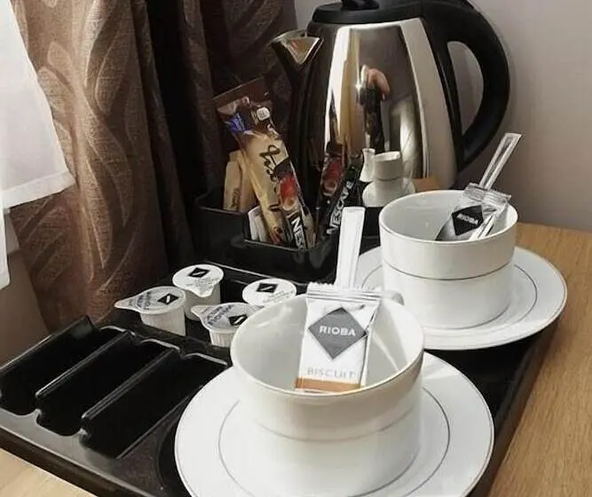 スタンダードルーム, The Davron