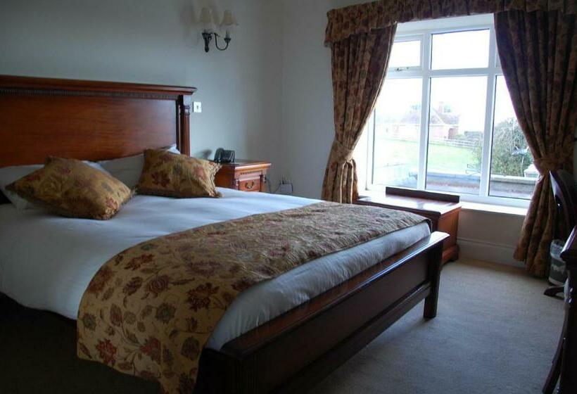 חדר סטנדרט, The Down Inn