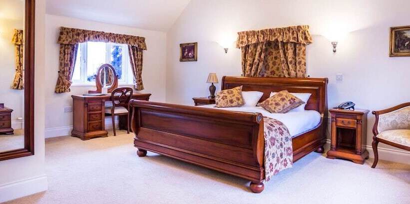 Номер Стандарт, The Down Inn