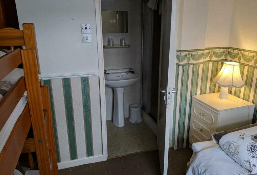 ファミリールーム, The New Guilderoy