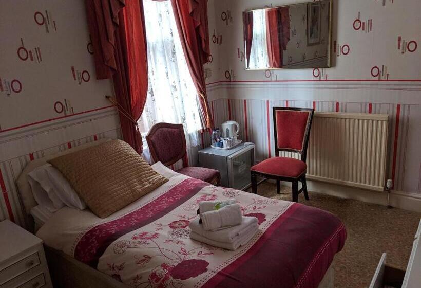 スタンダードルーム, The New Guilderoy