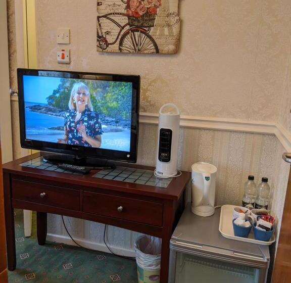 スタンダードルーム, The New Guilderoy