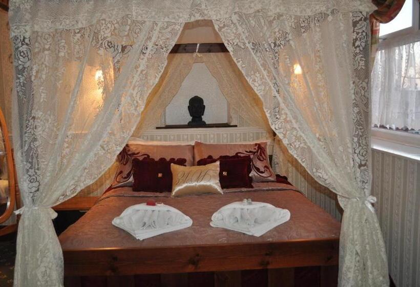 スイート(家族用), The New Guilderoy