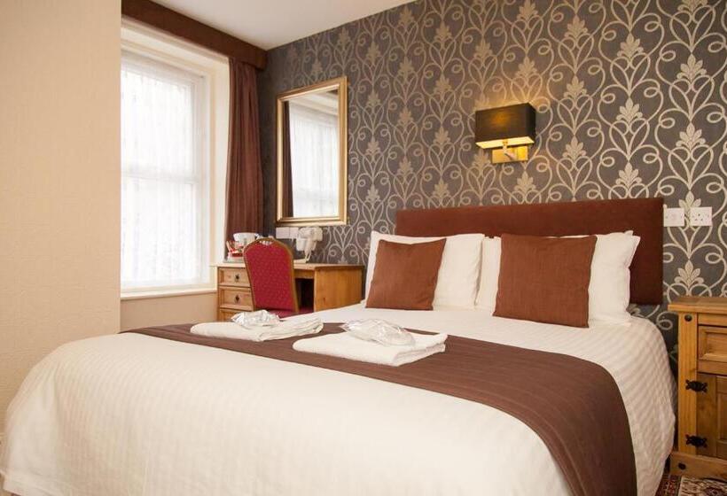 חדר פרמיום, The Trafford