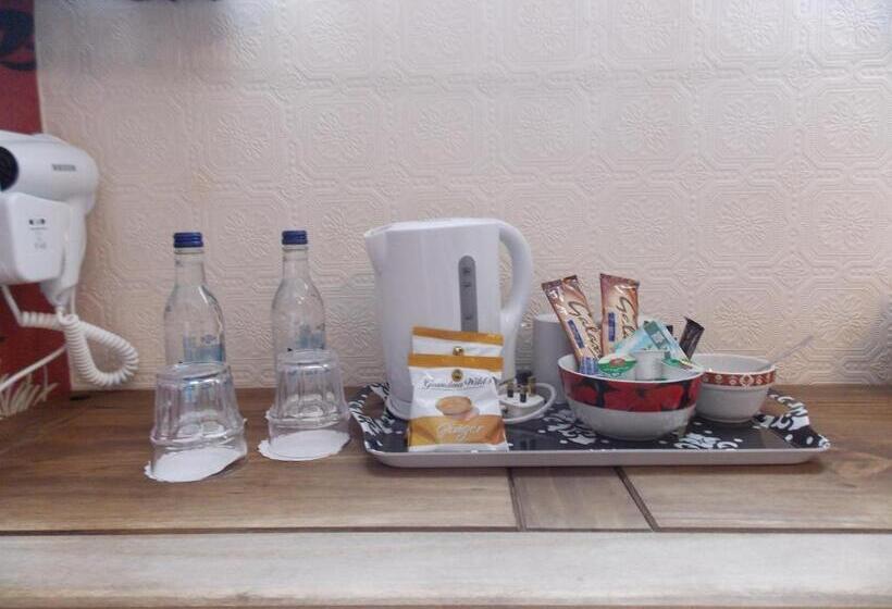 חדר פרמיום, The Trafford