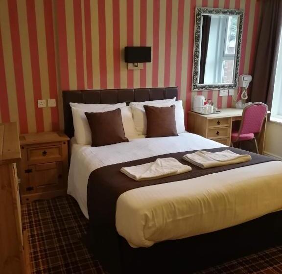 חדר פרמיום, The Trafford