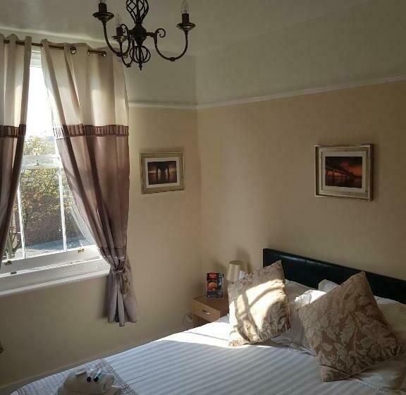 Номер Стандарт, Waterfront