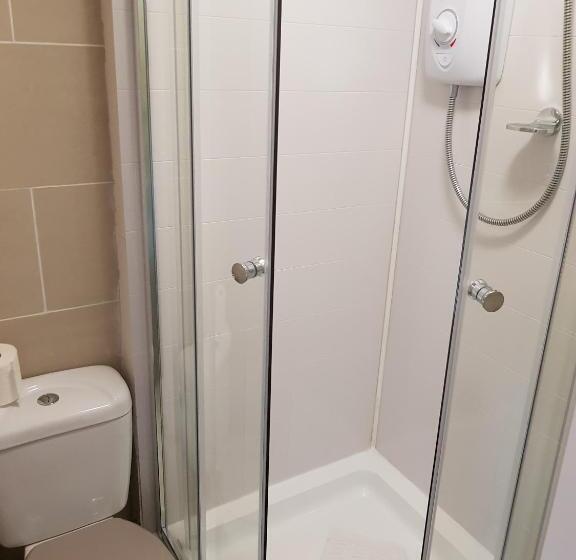 Номер Стандарт, Waterfront