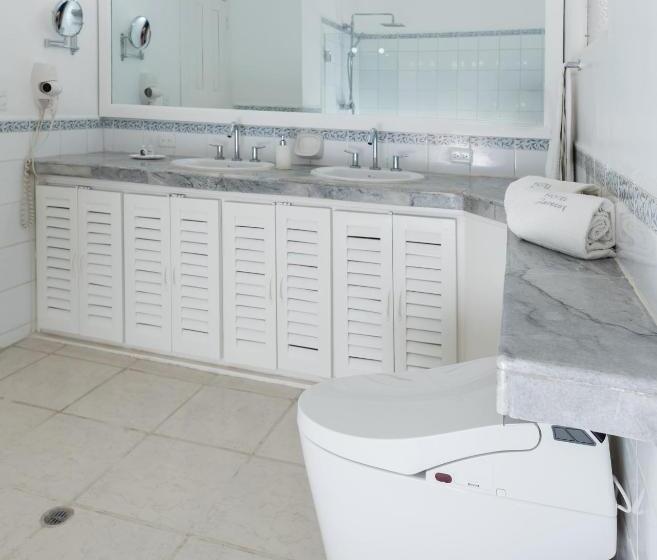 سوییت لوکس, Zaracay