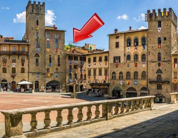 سوییت لوکس, La Corte Del Re