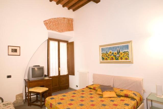 اتاق استاندارد, La Corte Del Re