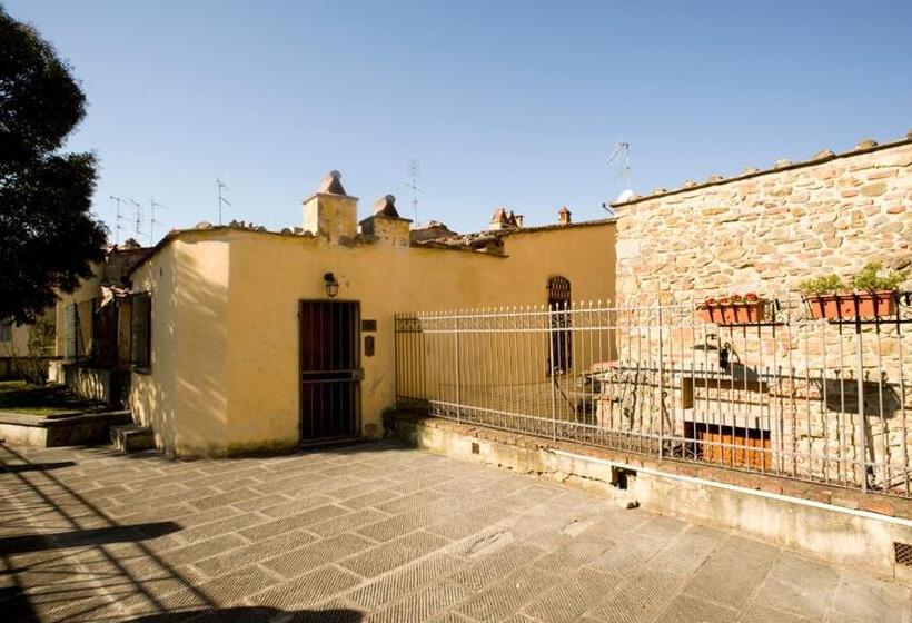 اتاق استاندارد, La Corte Del Re