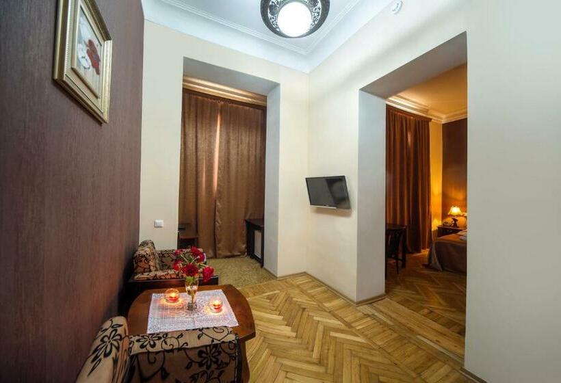 اتاق لوکس, Legends Tskaltubo Spa Resort