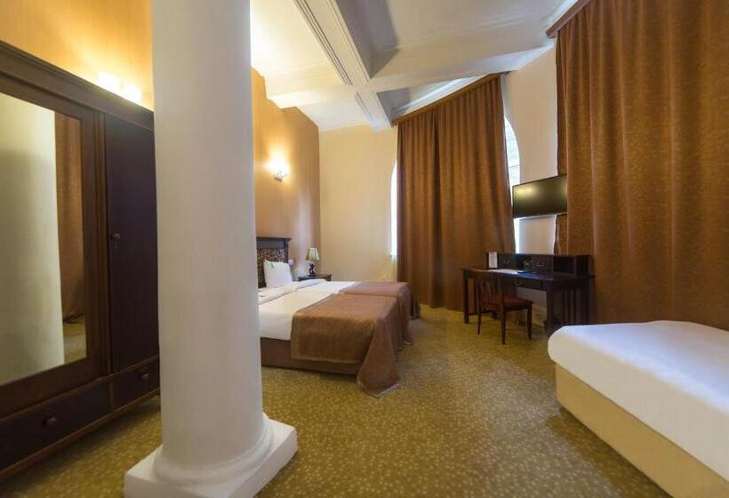 اتاق استاندارد سه نفره, Legends Tskaltubo Spa Resort